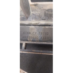REJILLA DELANTERA MITSUBISHI L200 (K70) 4D565VMR339880