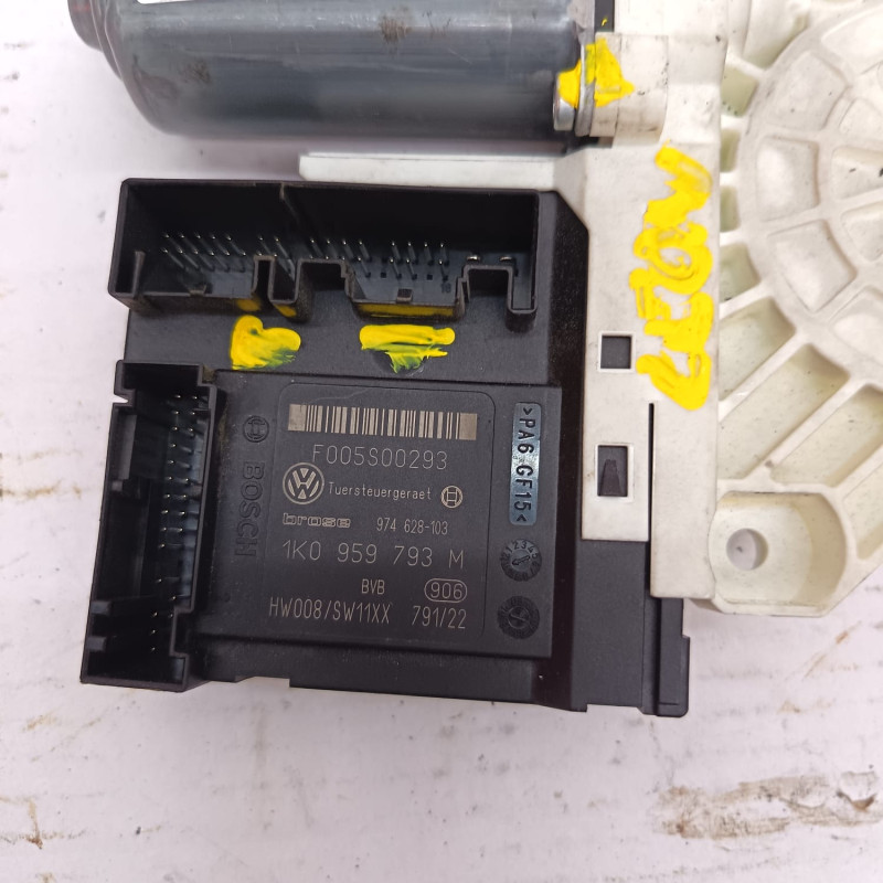 MOTOR ELEVALUNAS DELANTERO IZQUIERDO SEAT LEON (1P1) BXE1K0959793M