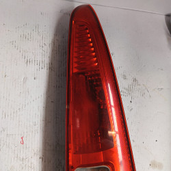 PILOTO TRASERO DERECHO FORD FUSION (CBK) F6JB6N1113N004A