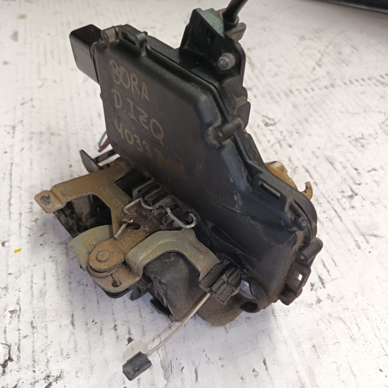 CERRADURA PUERTA DELANTERA IZQUIERDA VOLKSWAGEN BORA BERLINA (1J2)(1998) AUY