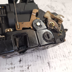 CERRADURA PUERTA TRASERA DERECHA VOLKSWAGEN BORA BERLINA (1J2)(1998) AUYY3B4839016A