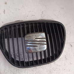 REJILLA DELANTERA SEAT IBIZA (6L1) BBY6L0853654
