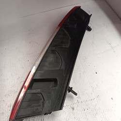 PILOTO TRASERO IZQUIERDO FORD FOCUS BERLINA (CB4) SHDA