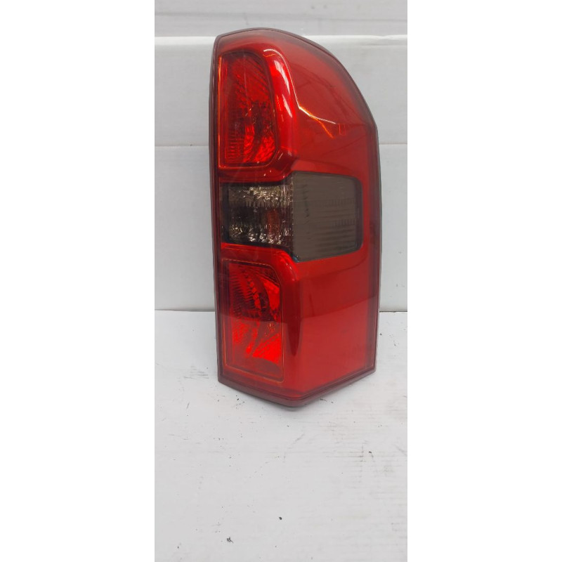 PILOTO TRASERO DERECHO NISSAN PATROL GR (Y61) ZD30DDTITIPO: ZD30