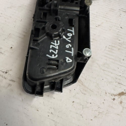 MANETA INTERIOR DELANTERA IZQUIERDA TOYOTA LAND CRUISER (J15) 1KDFTV1KD