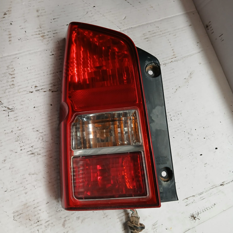PILOTO TRASERO IZQUIERDO NISSAN PATHFINDER (R51) YD25DDTIYD25 EURO 4