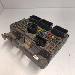 CAJA RELES / FUSIBLES CITROEN C4 BERLINA 9HYDV6TED4TIPO 9HY9657718780