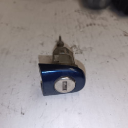 BOMBIN PUERTA DELANTERA IZQUIERDA VOLKSWAGEN BORA BERLINA (1J2)(1998) AUY