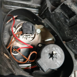 FARO DERECHO OPEL VECTRA C BERLINA Y22DTR5 VELOCIDADES15588800
