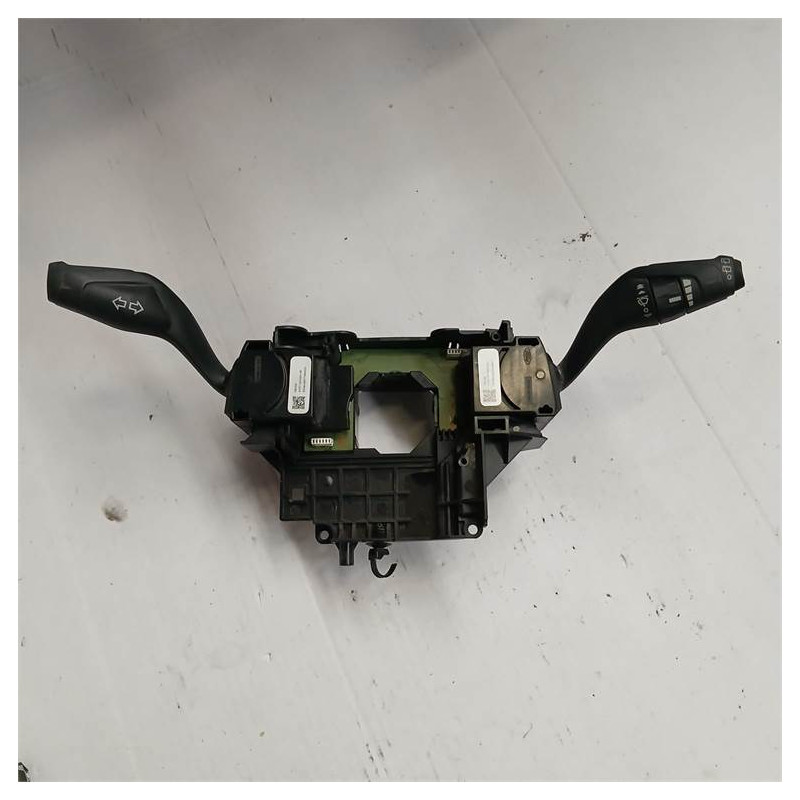MANDO MULTIFUNCION FORD FOCUS BERLINA (CB8) T1DBBV6T13N064AF