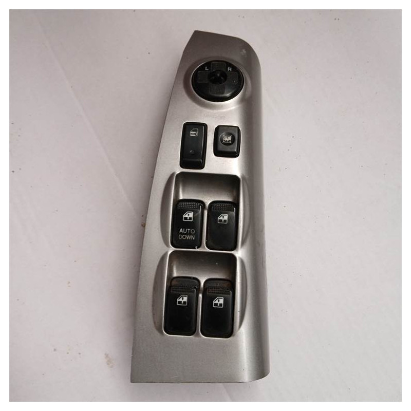 MANDO ELEVALUNAS DELANTERO IZQUIERDO KIA SPORTAGE (SL) D4EA4834931110