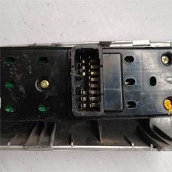 MANDO ELEVALUNAS DELANTERO IZQUIERDO KIA SPORTAGE (SL) D4EA4834931110