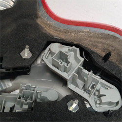 PILOTO TRASERO IZQUIERDO VOLVO C30 D5244T827710105