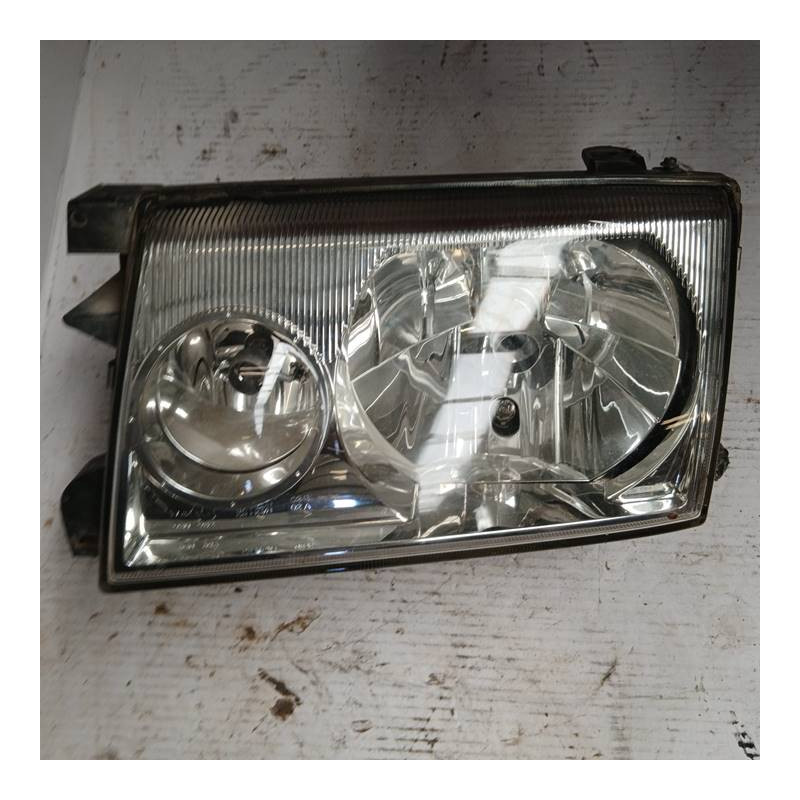 FARO IZQUIERDO NISSAN TERRANO II (R20) TD27TI