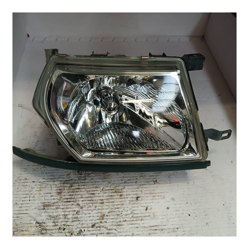 FARO DERECHO NISSAN PATROL GR (Y61) ZD30DDTITIPO:ZD30