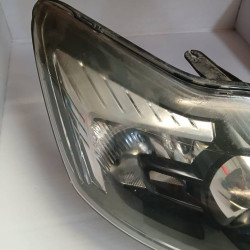 FARO DERECHO FORD FOCUS BERLINA (CAP) 8M5113D152CD