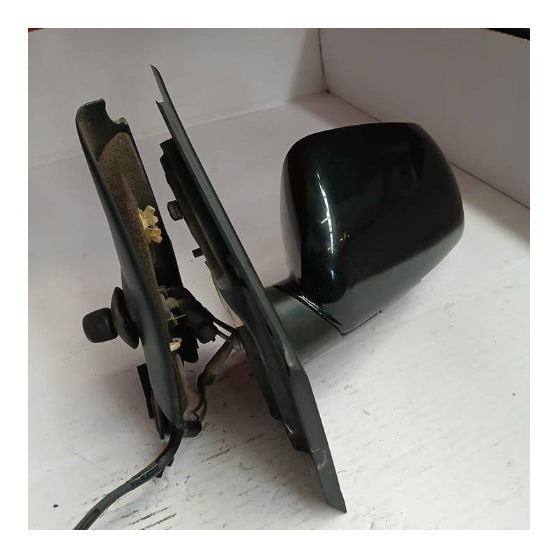 RETROVISOR IZQUIERDO VOLKSWAGEN POLO IV (9N3) BUD
