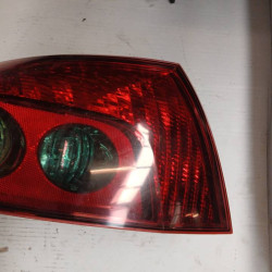 PILOTO TRASERO IZQUIERDO PEUGEOT 407 RFN5 VELOCIDADES
