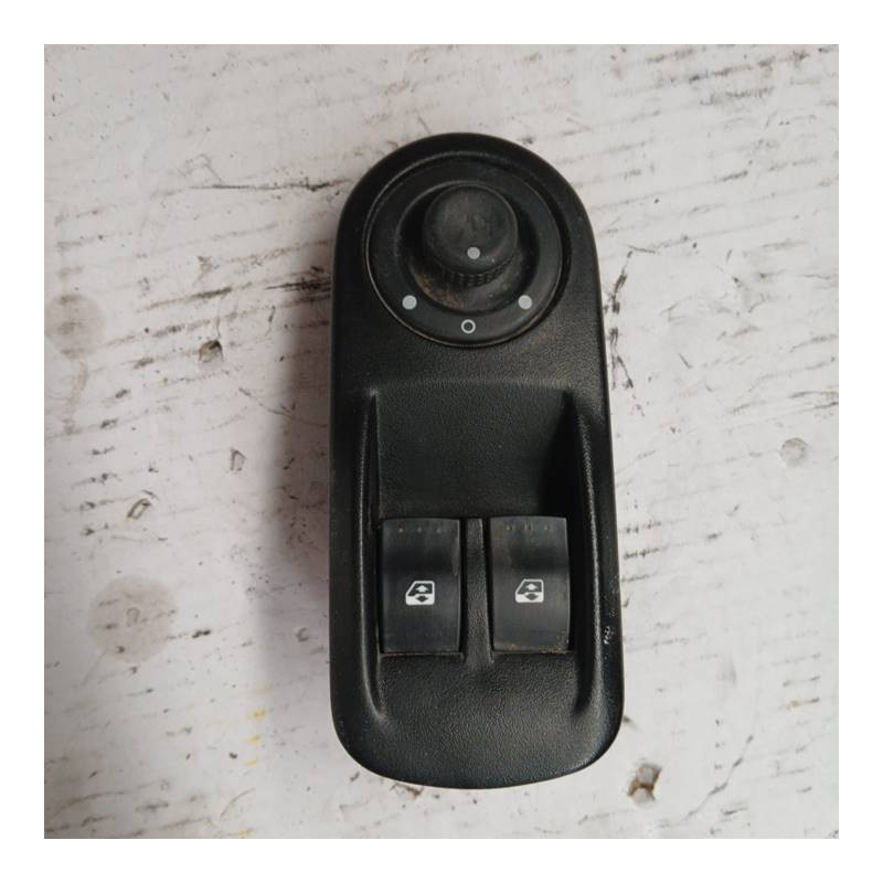 MANDO ELEVALUNAS DELANTERO IZQUIERDO NISSAN INTERSTAR (X70) G9U A6 EURO 48200206602