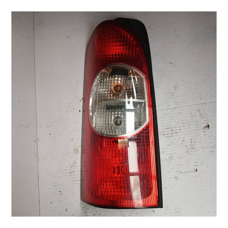 PILOTO TRASERO IZQUIERDO NISSAN INTERSTAR (X70) G9U A6 EURO 4
