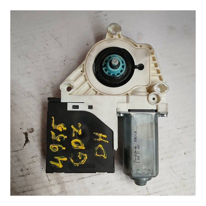 MOTOR ELEVALUNAS DELANTERO DERECHO SEAT LEON (1P1) BKD1K0959792M