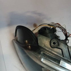 FARO DERECHO VOLKSWAGEN PASSAT BERLINA (3B3) AWX