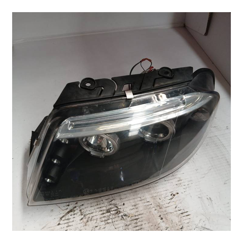 FARO IZQUIERDO VOLKSWAGEN PASSAT BERLINA (3B3) AWX