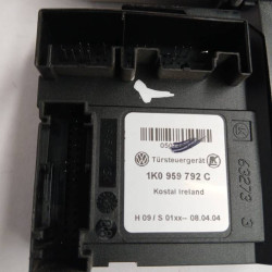 MOTOR ELEVALUNAS DELANTERO DERECHO VOLKSWAGEN GOLF V (1K1)(10.2003) BKD1K0959792C