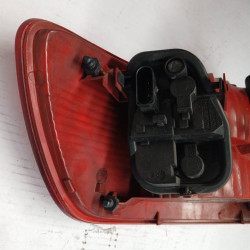 PILOTO TRASERO DERECHO AUDI A6 BERLINA (4B2) AKE6 VELOCIDADES89036920