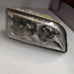 FARO DERECHO VOLVO S40 BERLINA B4184SJ