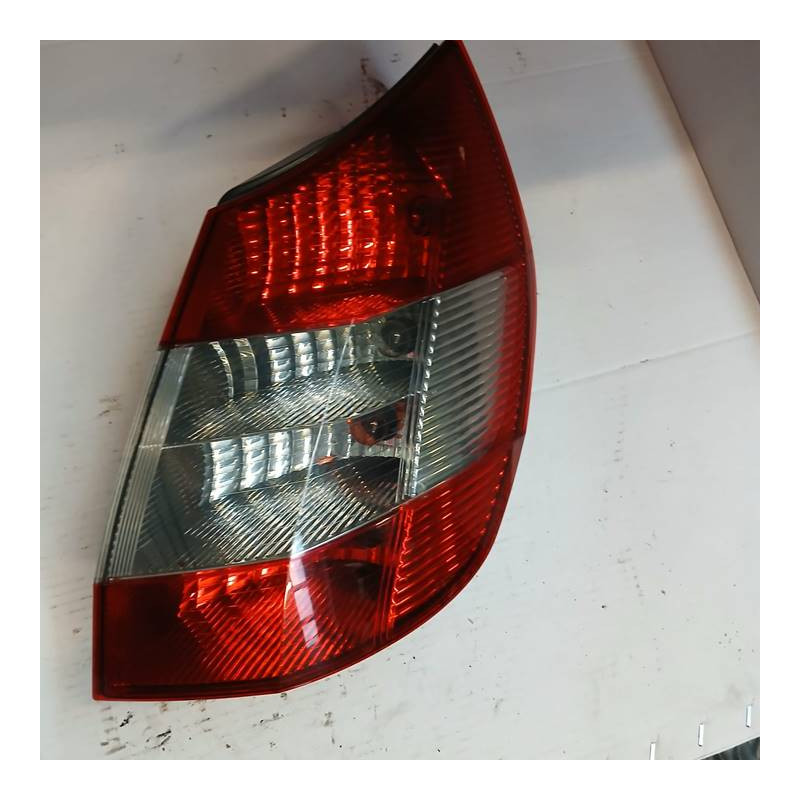 PILOTO TRASERO DERECHO RENAULT SCENIC II (JM) F9Q812MOTOR F9Q D8
