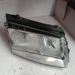 FARO DERECHO VOLKSWAGEN PASSAT BERLINA (3B2) AFN