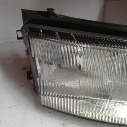 FARO DERECHO VOLKSWAGEN PASSAT BERLINA (3B2) AFN