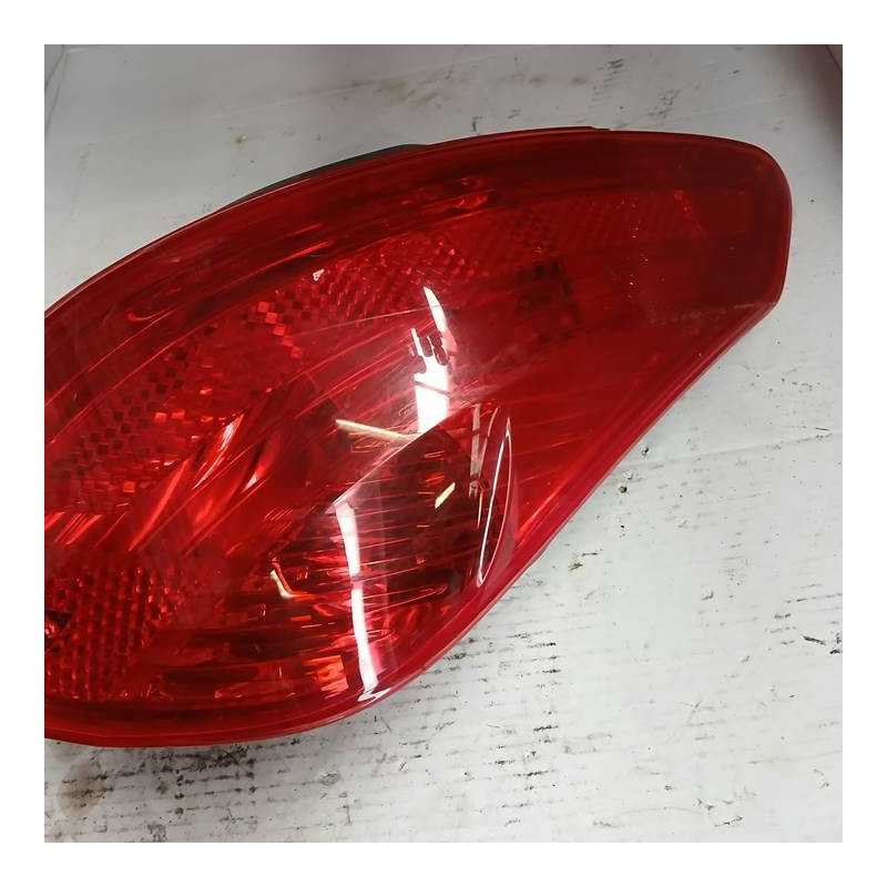 PILOTO TRASERO DERECHO PEUGEOT 308 9HX9HX O 9H02