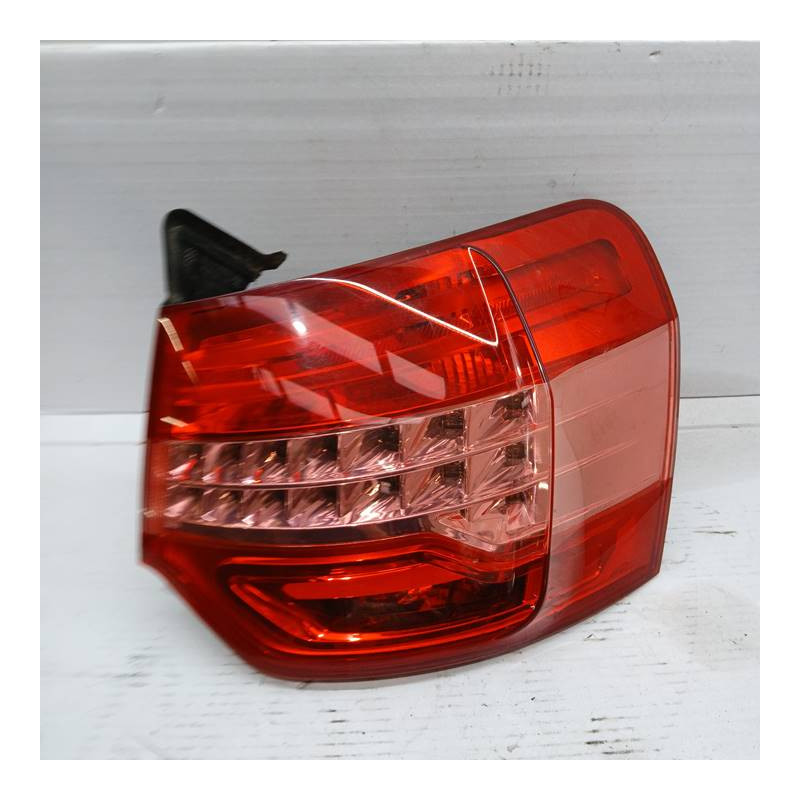 PILOTO TRASERO DERECHO CITROEN C5 BERLINA RHF9681063680