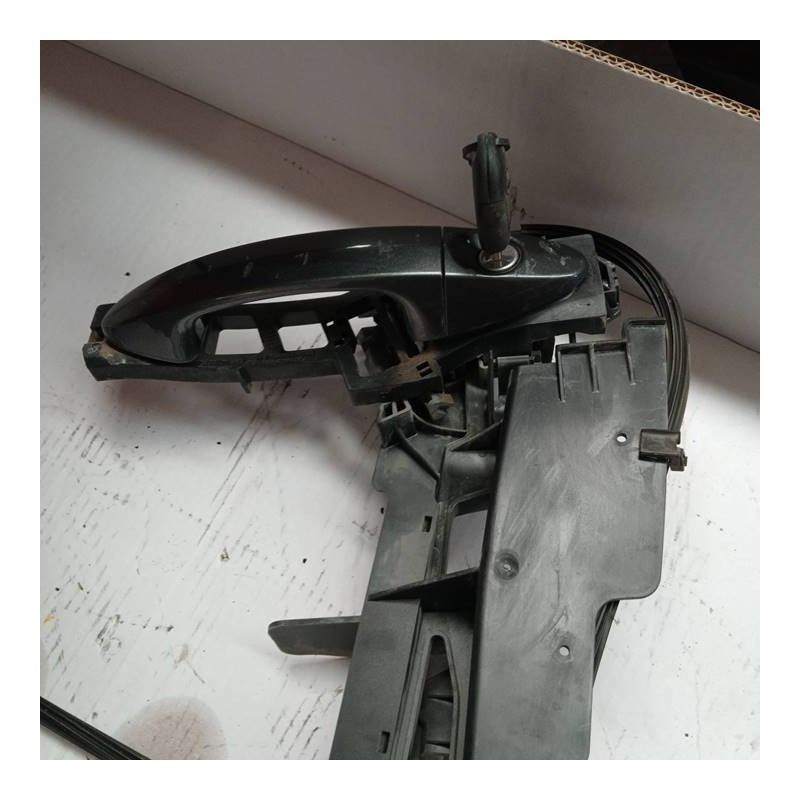 CERRADURA PUERTA DELANTERA IZQUIERDA FORD TOURNEO COURIER (C4A) SFCDBM5AA21813AG